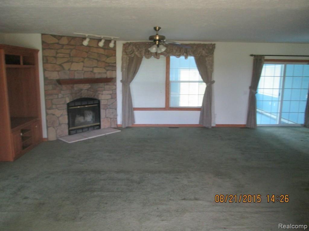 3955 Duce Road Avoca, MI 48006 - Photo 7 of 40 IMG_3295.jpg