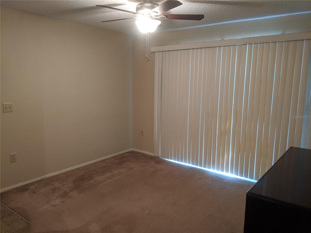 3705 Southwest 27th Street, Unit 811 Gainesville, FL 32608 - Photo 2 of 6