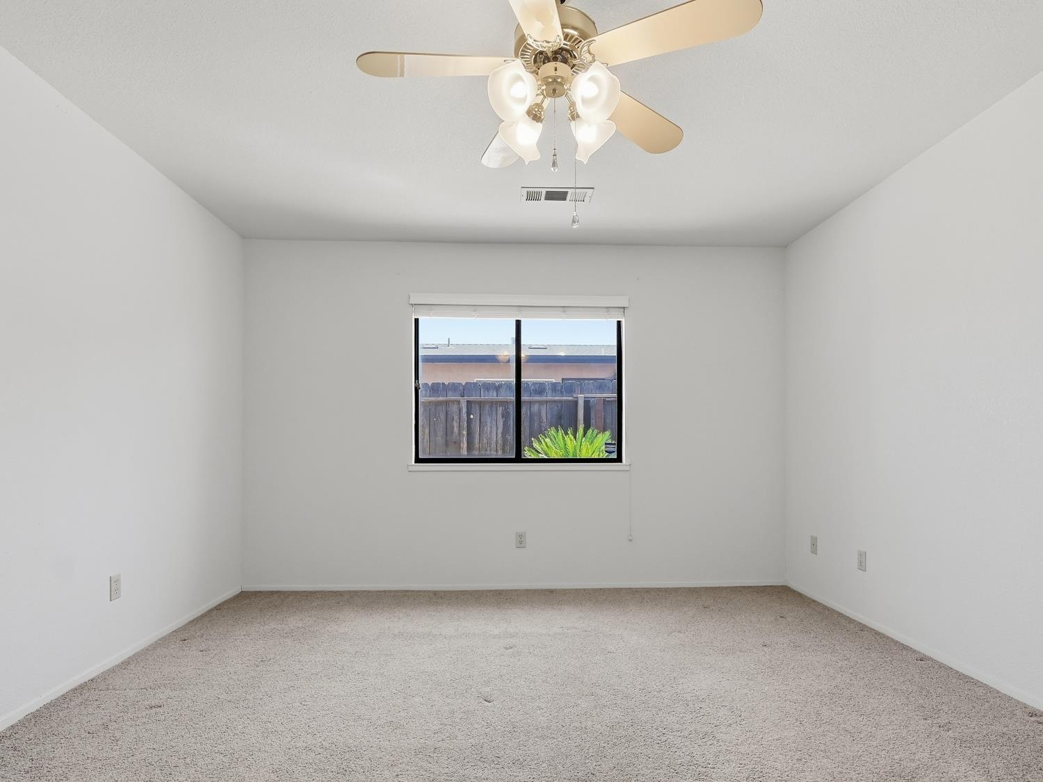 900 Multnomah Drive Modesto, CA 95350 - Photo 12 of 34