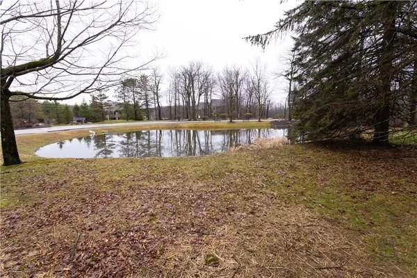 $279,000 | 5008 Summit Drive, Hidden Valley, PA 15502