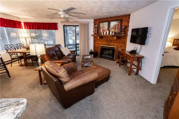 $279,000 | 5008 Summit Drive, Hidden Valley, PA 15502