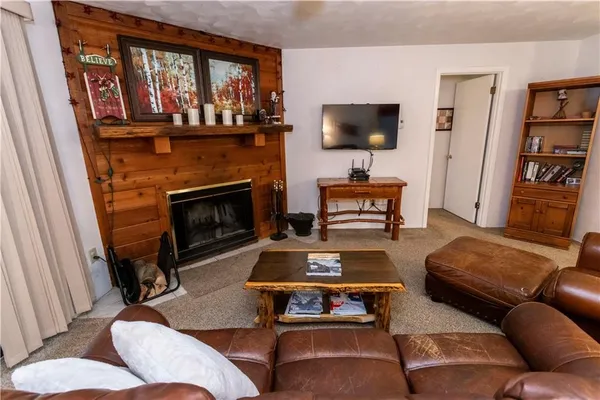 $279,000 | 5008 Summit Drive, Hidden Valley, PA 15502