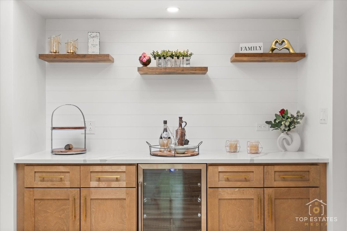 1327 Churchill Road Schaumburg, IL 60169 - Photo 28 of 71