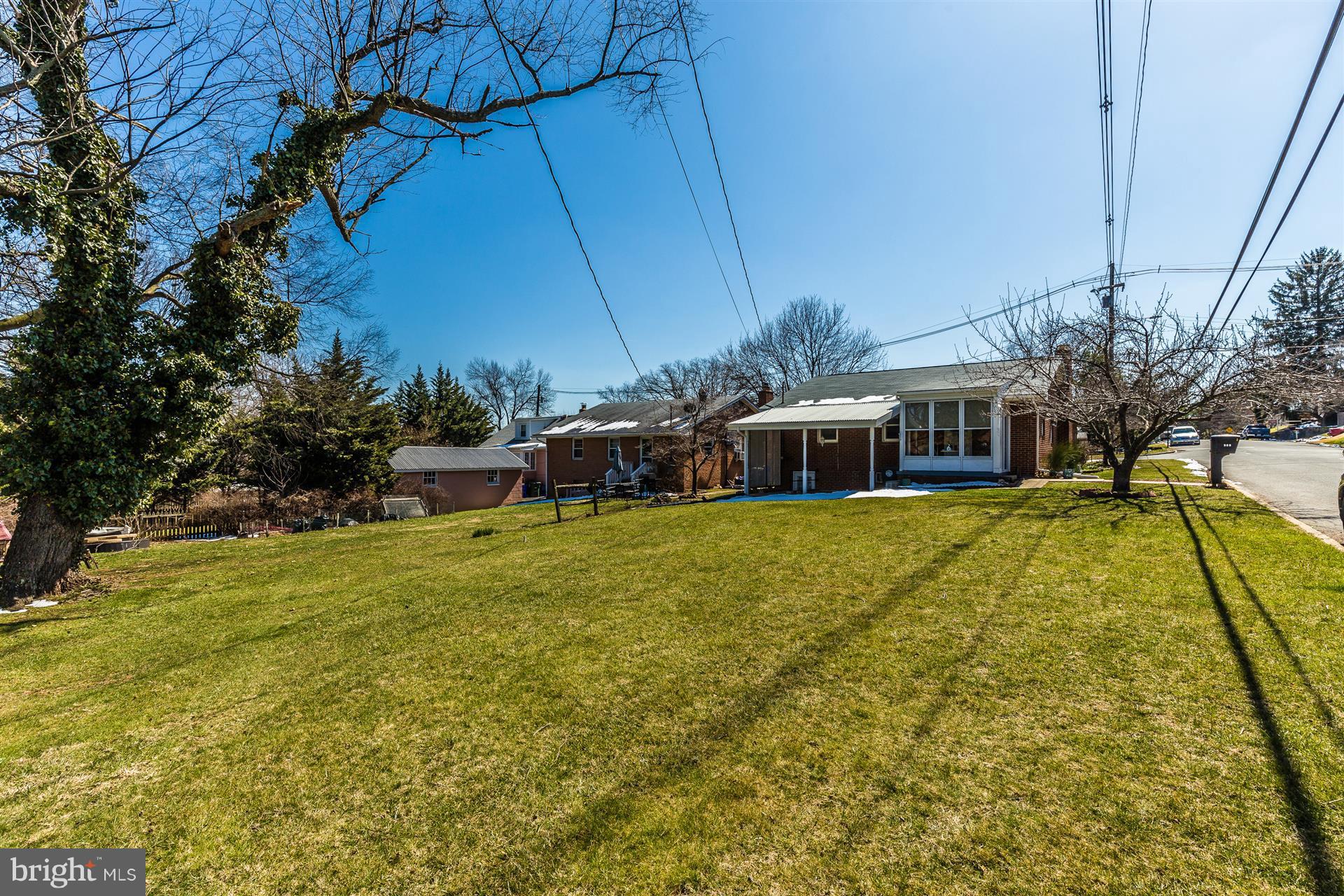 909 Chestnut Street Frederick, MD 21703 - Photo 27 of 29 Exterior (Rear)