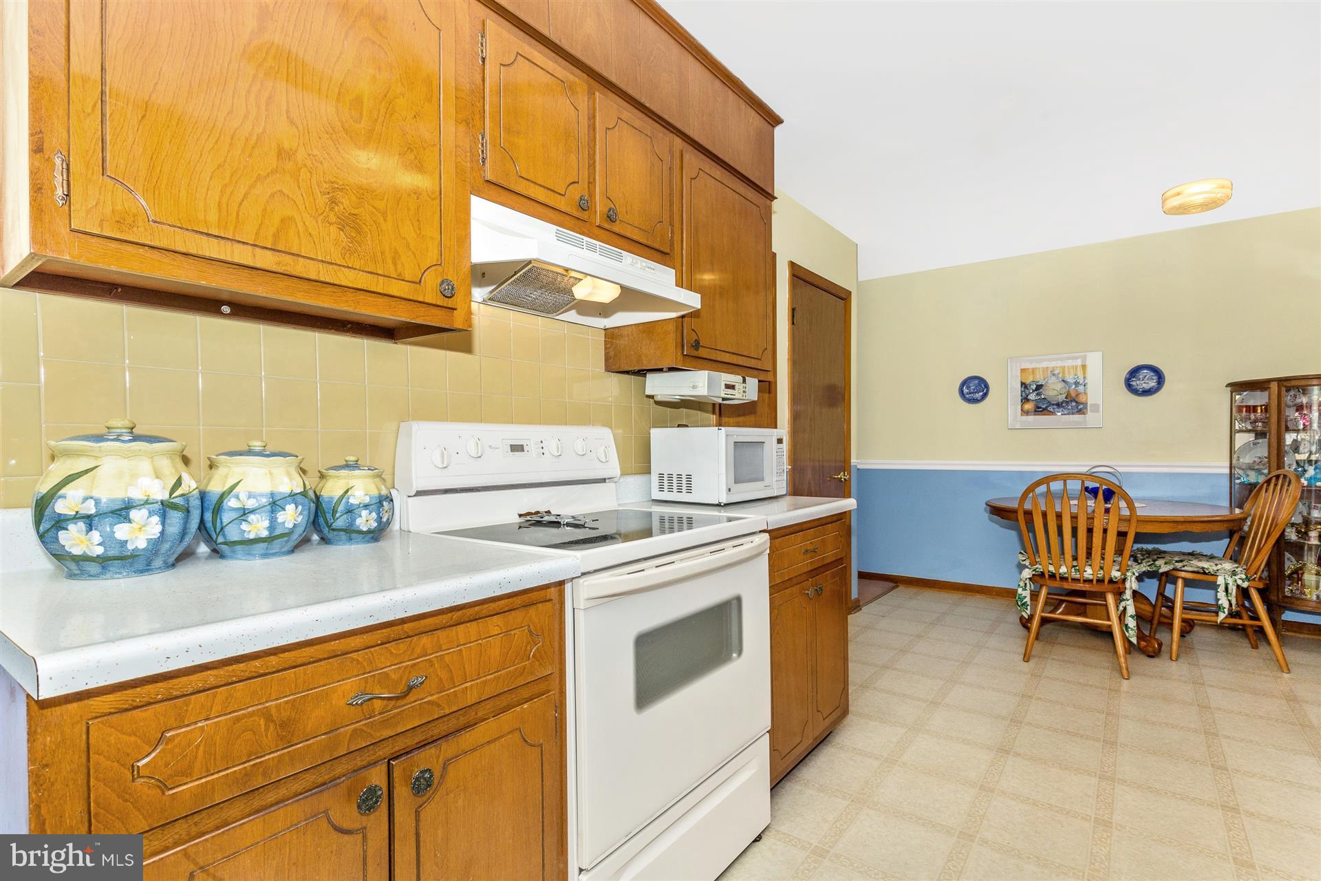 909 Chestnut Street Frederick, MD 21703 - Photo 9 of 29 Kitchen