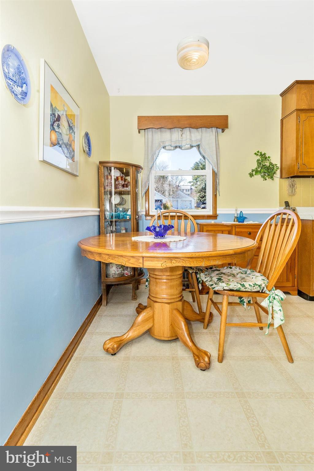 909 Chestnut Street Frederick, MD 21703 - Photo 10 of 29 Dining Room