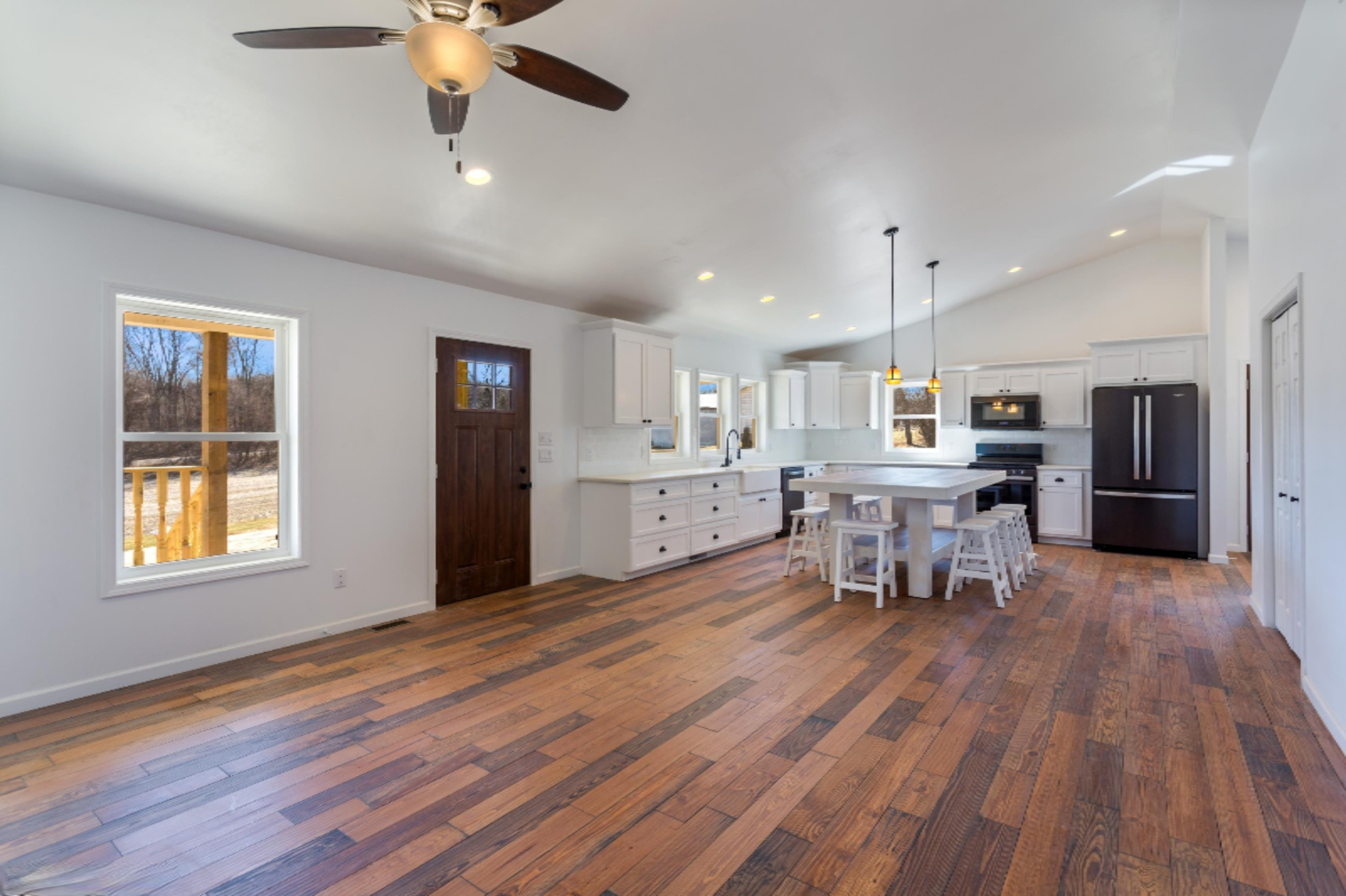 4150 Kinne Road Galien, MI 49113 - Photo 6 of 12 05_4150Kinne_91_KitchenLivingRoom_HiRes