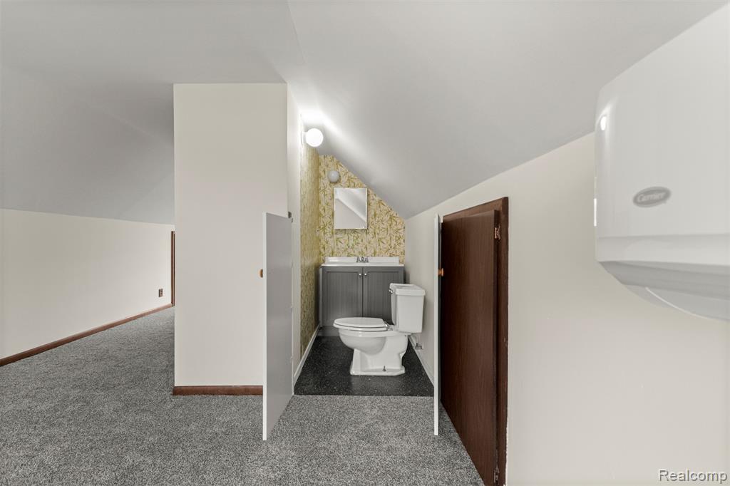 15705 Champaign Road Allen Park, MI 48101 - Photo 23 of 42