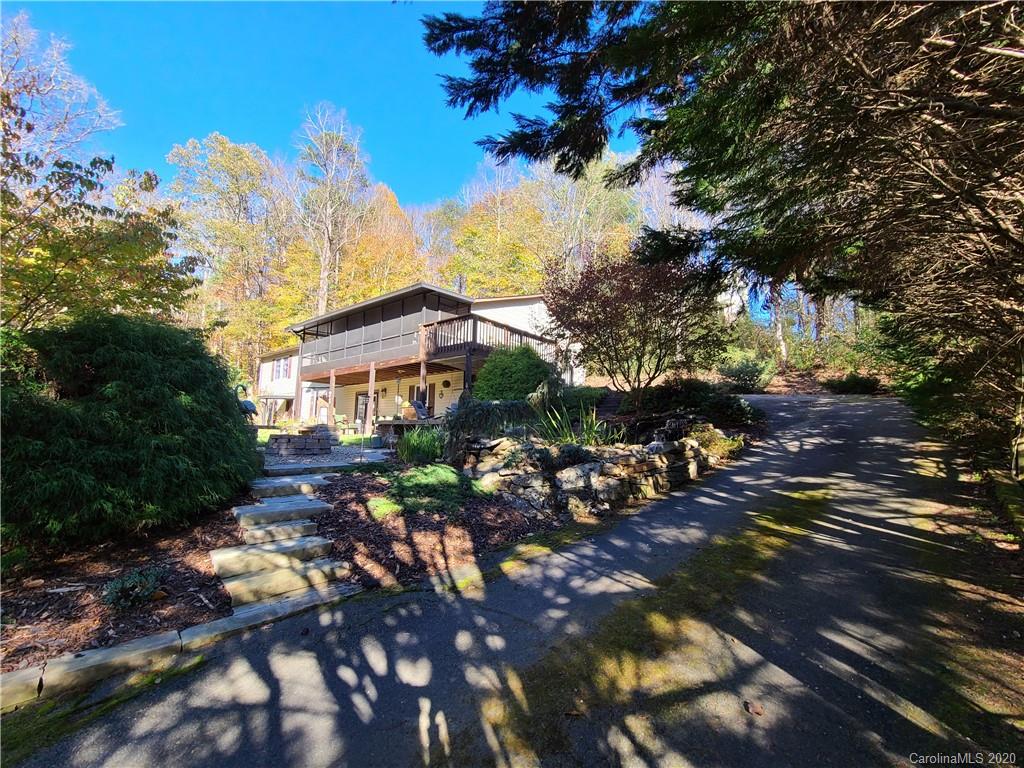 71 McLean Road Weaverville, NC 28787 - Photo 3 of 19 Gallery Image 3