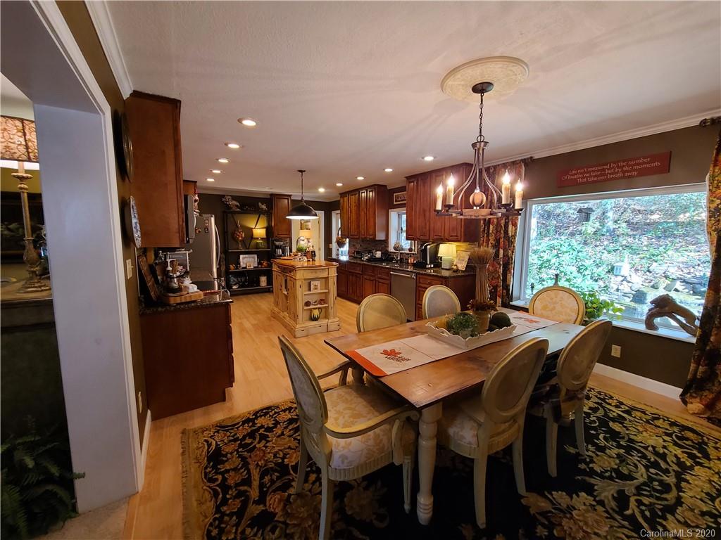 71 McLean Road Weaverville, NC 28787 - Photo 6 of 19 Gallery Image 6