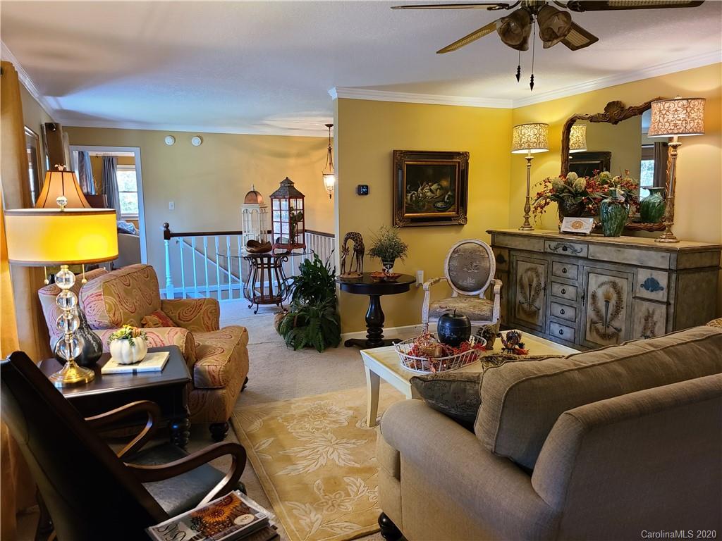 71 McLean Road Weaverville, NC 28787 - Photo 7 of 19 Gallery Image 7