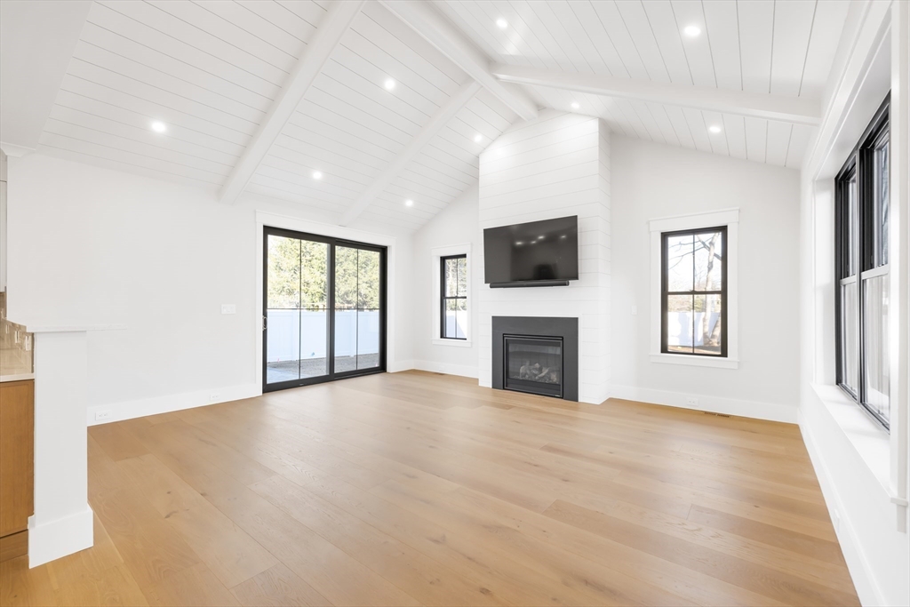 5 Bradford Road Natick, MA 01760 - Photo 11 of 35