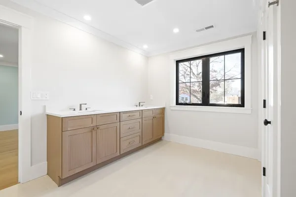 $2,238,000 | 5 Bradford Road, Natick, MA 01760