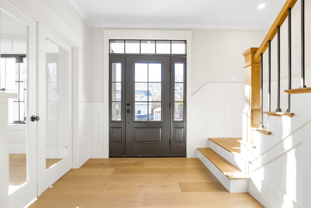 5 Bradford Road Natick, MA 01760 - Photo 2 of 35