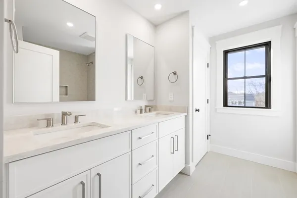 $2,238,000 | 5 Bradford Road, Natick, MA 01760