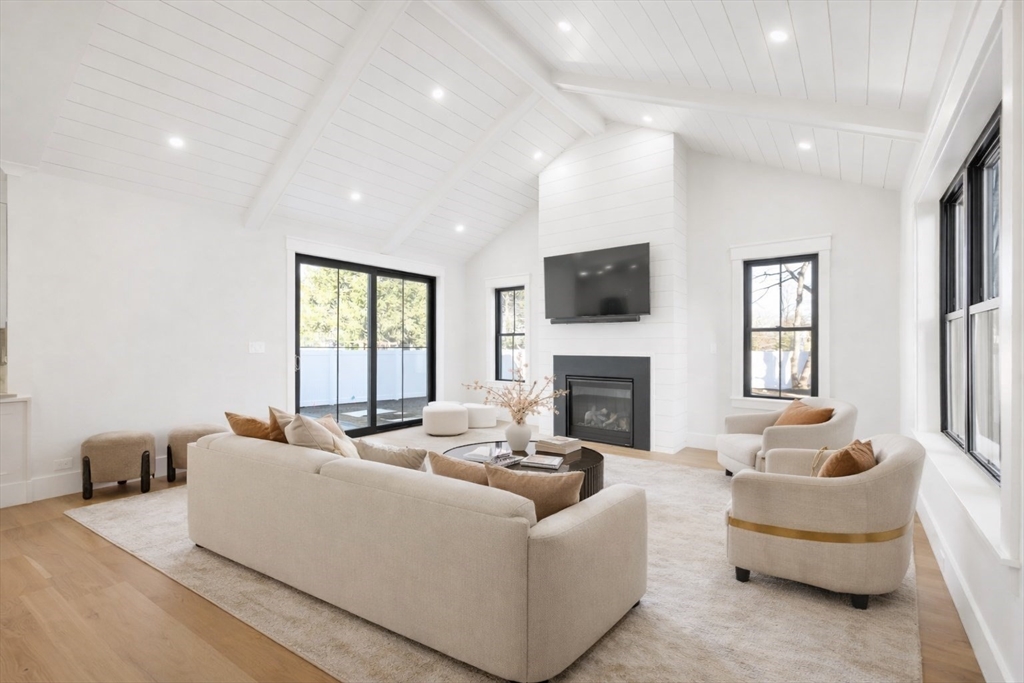 5 Bradford Road Natick, MA 01760 - Photo 10 of 35