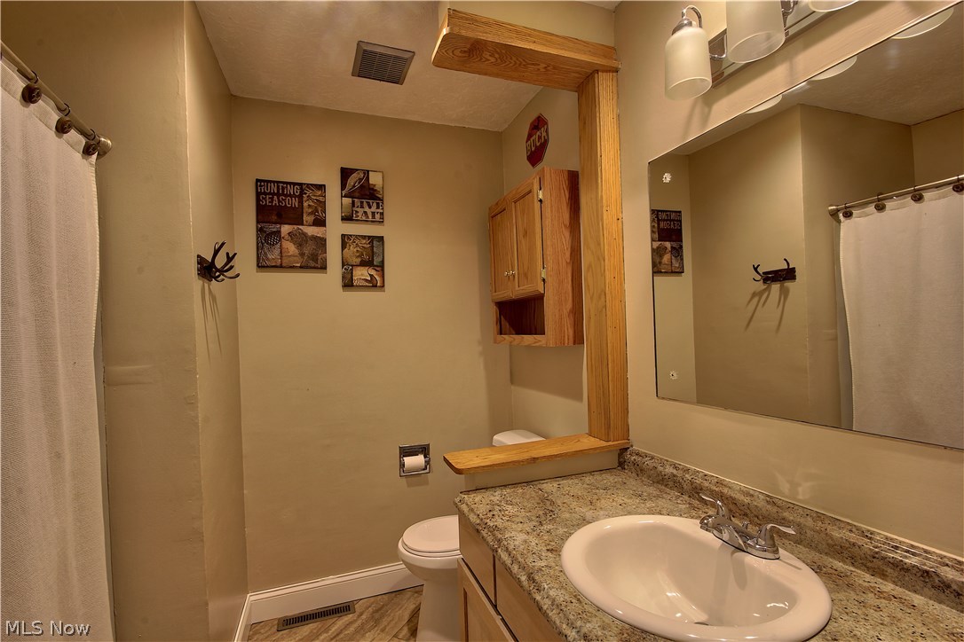 1328 Johns Road Clinton, OH 44216 - Photo 11 of 33