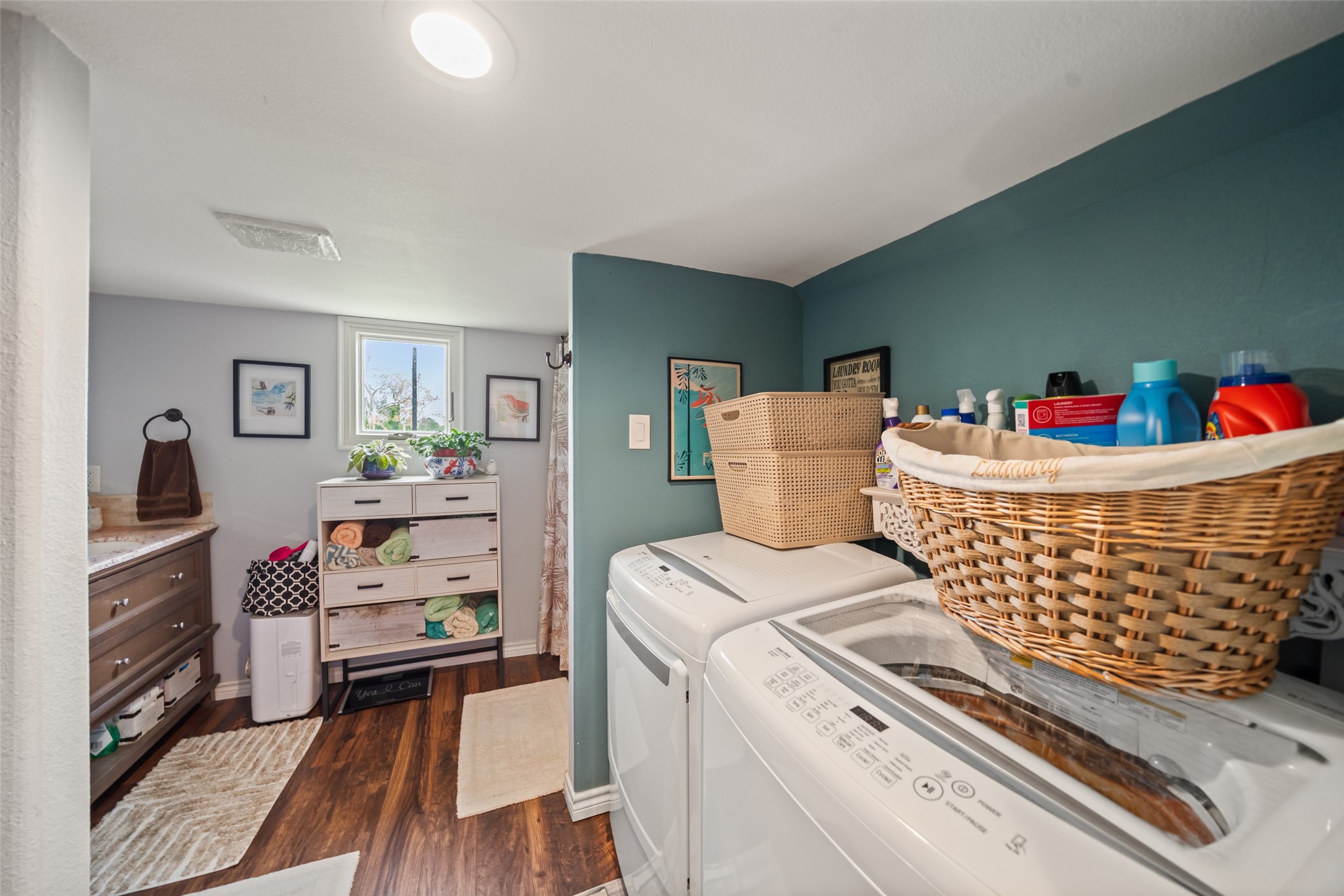 154 Pin Oak Drive Angleton, TX 77515 - Photo 24 of 27