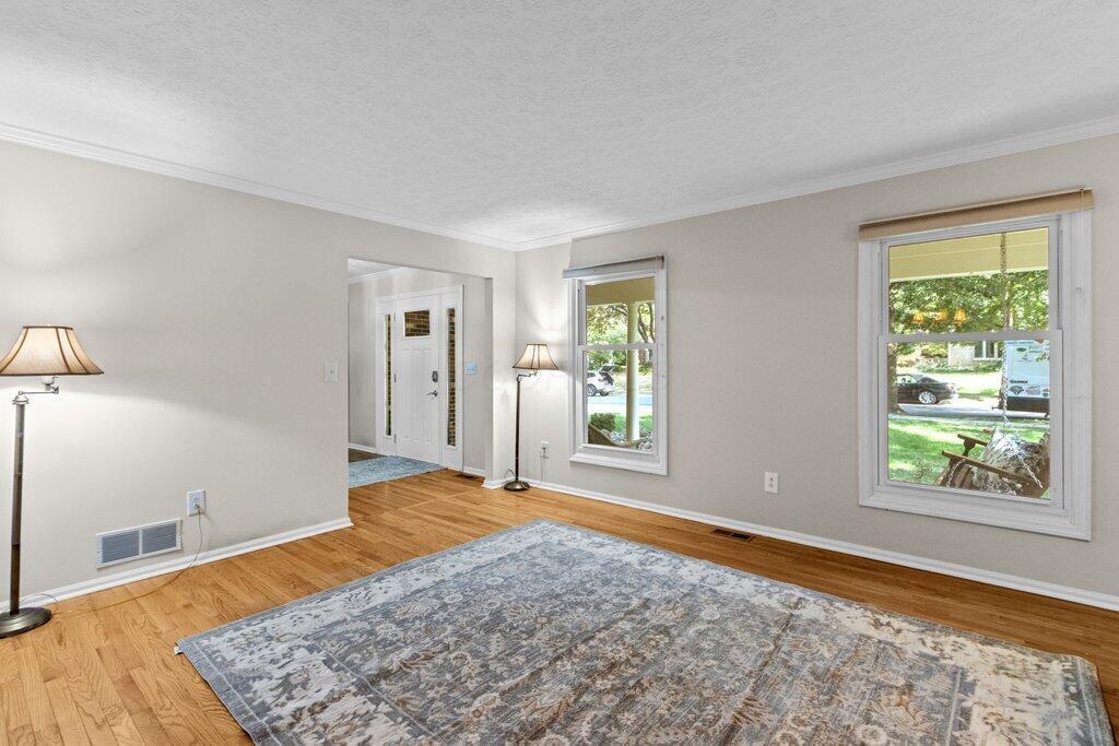 737 Autumn Branch Road Westerville, OH 43081 - Photo 16 of 43 Living Room