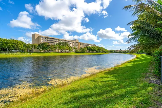 $790,000 | Ives Estates, Miami, FL 33179