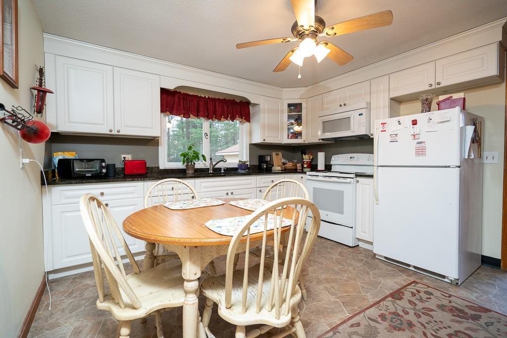 83 Parkerview Street Springfield, MA 01129 - Photo 3 of 20 Gallery Image 3