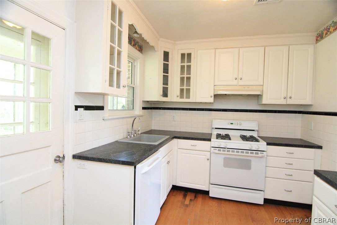 3807 Weems Road Weems, VA 22576 - Photo 21 of 33 Gallery Image 21