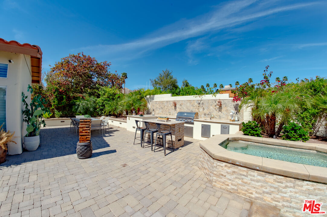 42503 Rancho Mirage Lane Rancho Mirage, CA 92270 - Photo 17 of 47 Gallery Image 17
