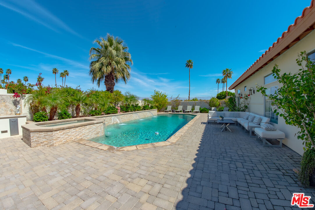 42503 Rancho Mirage Lane Rancho Mirage, CA 92270 - Photo 2 of 47 Gallery Image 2
