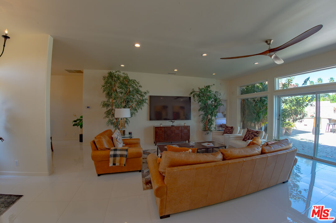 42503 Rancho Mirage Lane Rancho Mirage, CA 92270 - Photo 8 of 47 Gallery Image 8