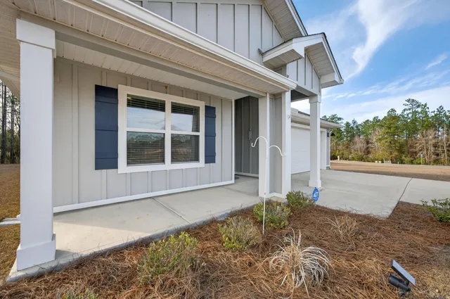 $286,900 | 3049 Heritage Plantation Boulevard, Laurel Hill, FL 32567