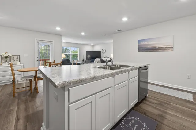 $286,900 | 3049 Heritage Plantation Boulevard, Laurel Hill, FL 32567