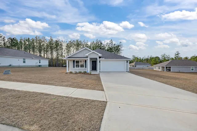 $286,900 | 3049 Heritage Plantation Boulevard, Laurel Hill, FL 32567