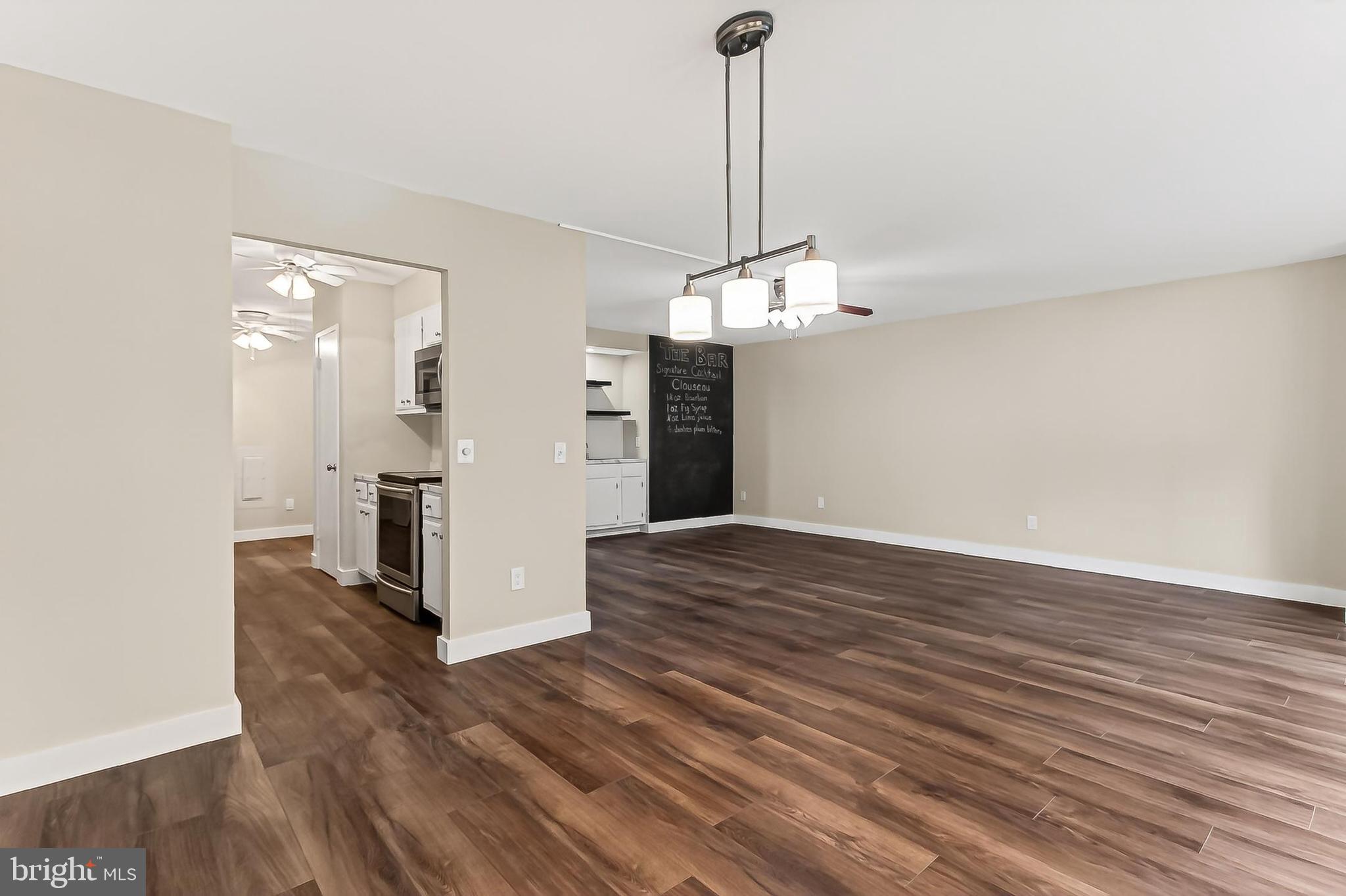 6101 Edsall Road, Unit 312 Alexandria, VA 22304 - Photo 15 of 78 Dining Area