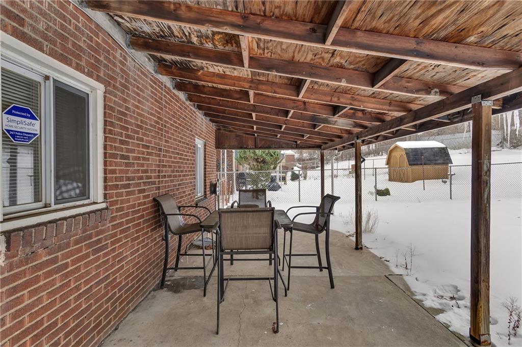 811 Clonmel Street Duquesne, PA 15110 - Photo 3 of 15 Back porch