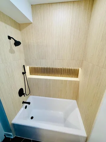 $759,900 | 155 North La Crosse Avenue, Chicago, IL 60644