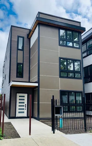 $759,900 | 155 North La Crosse Avenue, Chicago, IL 60644