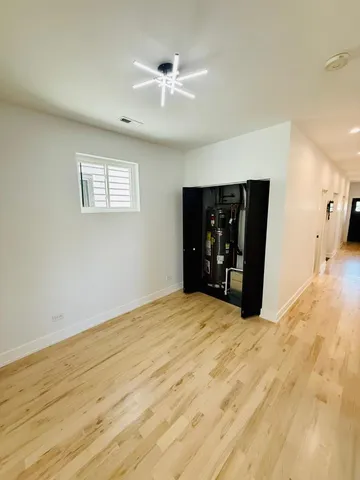 $759,900 | 155 North La Crosse Avenue, Chicago, IL 60644