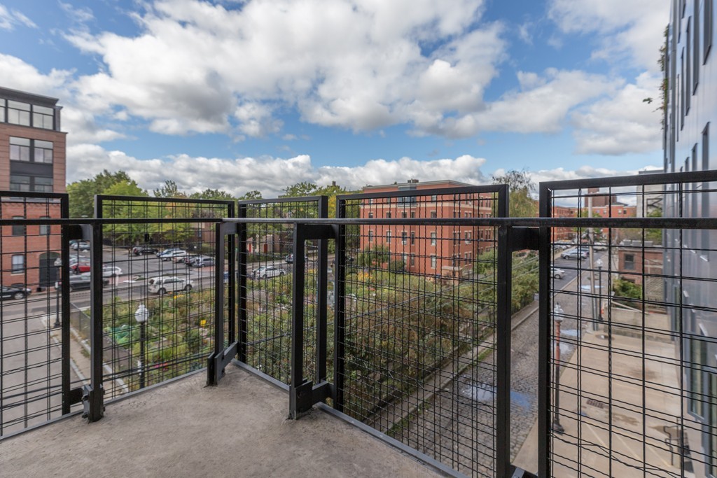 691 Massachusetts Avenue, Unit 308 Boston, MA 02118 - Photo 7 of 9