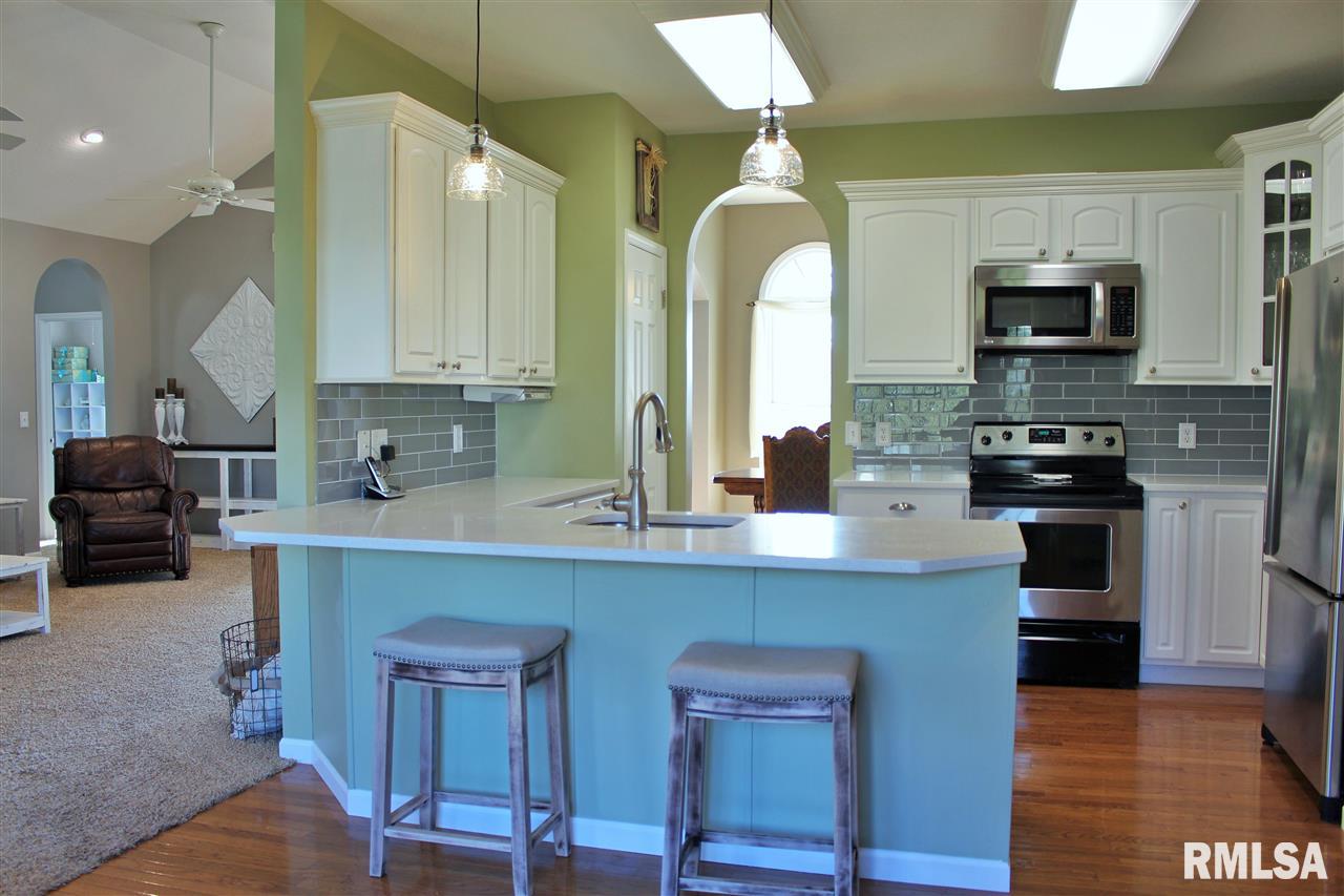 2100 Timber Ridge Drive Port Byron, IL 61275 - Photo 8 of 24 Gallery Image 8