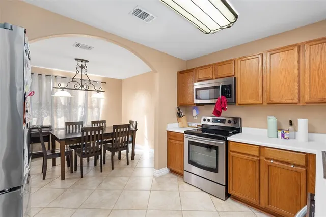 $266,500 | 2133 Shawnee Trail, Fort Worth, TX 76247