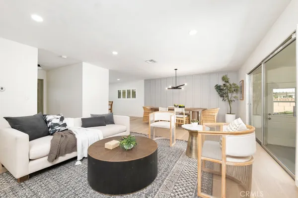 $949,000 | 19844 Hemmingway Street, Winnetka, CA 91306