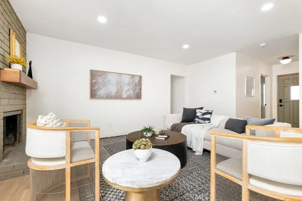 $949,000 | 19844 Hemmingway Street, Winnetka, CA 91306