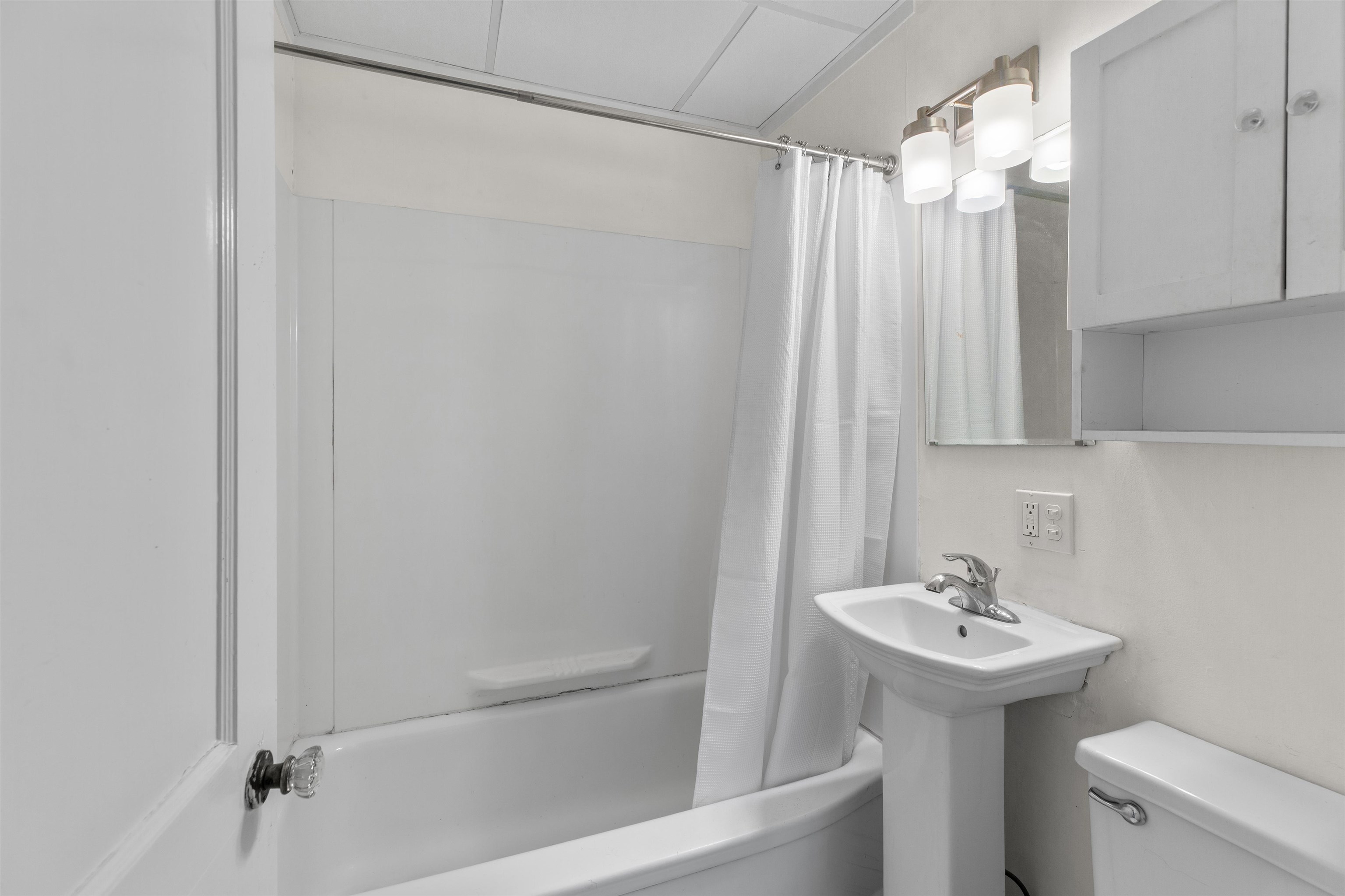 73 East Wheelock Street Hanover, NH 03755 - Photo 16 of 30