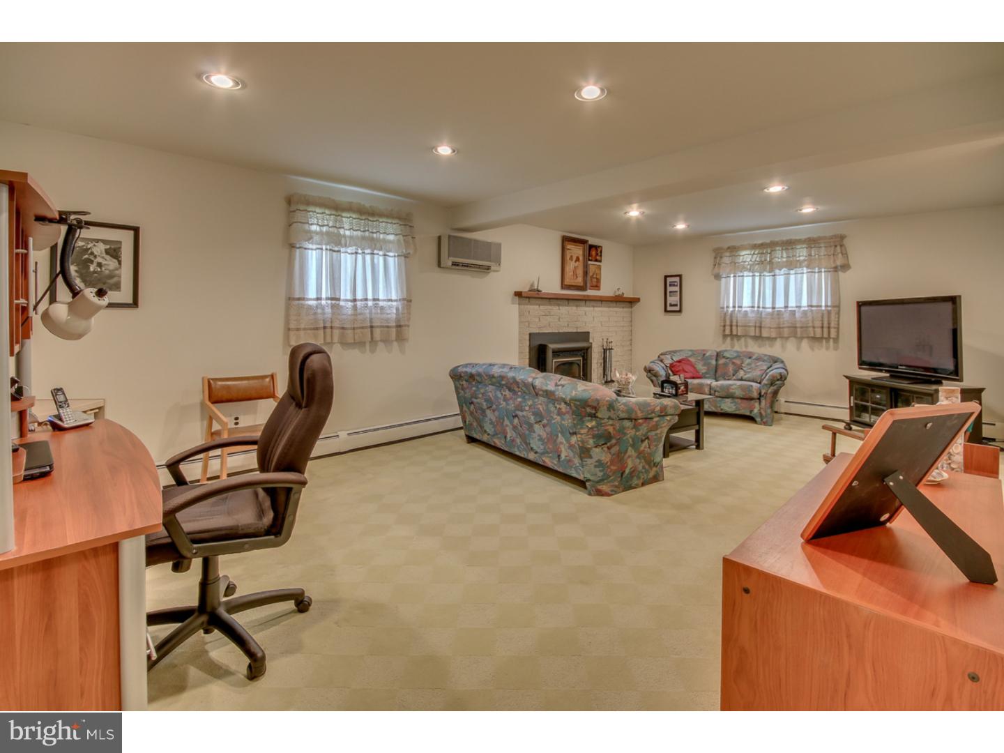 1211 Robin Hill Road Media, PA 19063 - Photo 23 of 25 Family Room