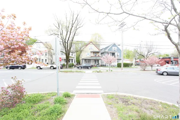 $600,000 | Undisclosed Address, New Haven, CT 06515