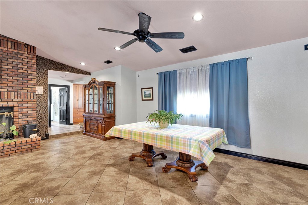 13863 Pamlico Road Apple Valley, CA 92307 - Photo 14 of 75 Gallery Image 14