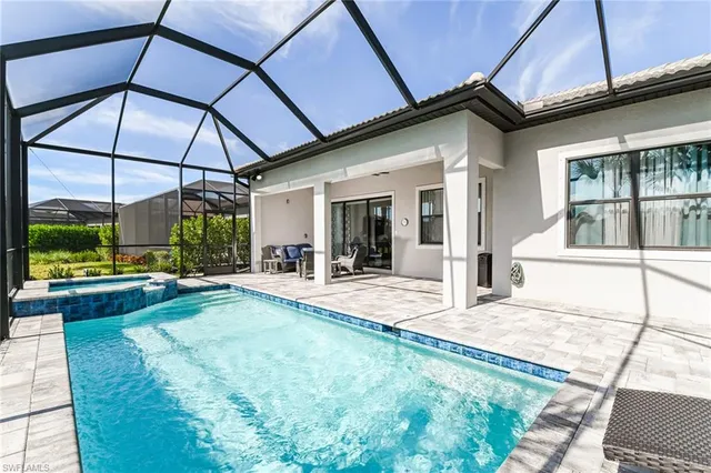 $4,995 | 9819 Everglades Boulevard North, Naples, FL 34120