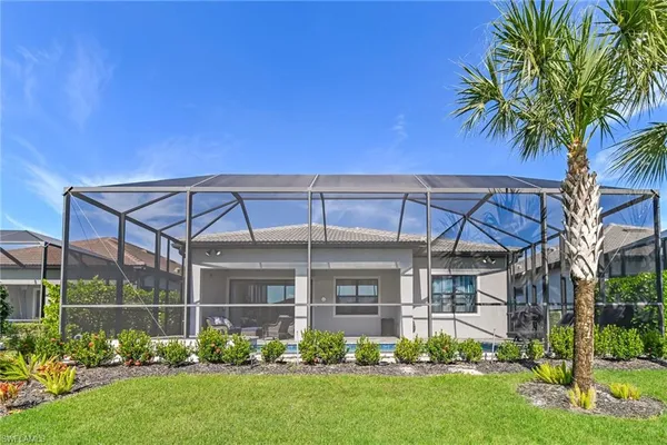 $3,895 | 9819 Everglades Boulevard North, Naples, FL 34120