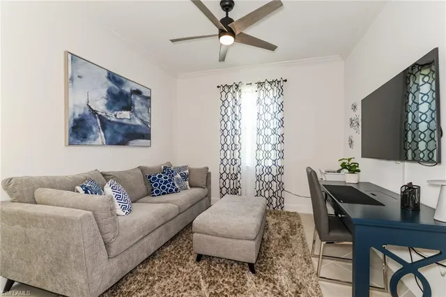 $4,995 | 9819 Everglades Boulevard North, Naples, FL 34120