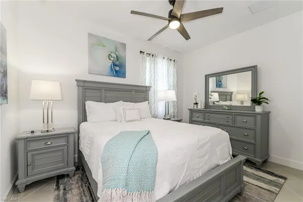 $3,895 | 9819 Everglades Boulevard North, Naples, FL 34120